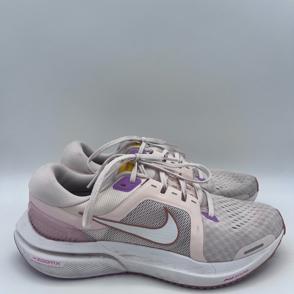 Nike Air Zoom Vomero 16 (Womens Size 8) Shoes DA7698‎ 800 Guava Ice Rush